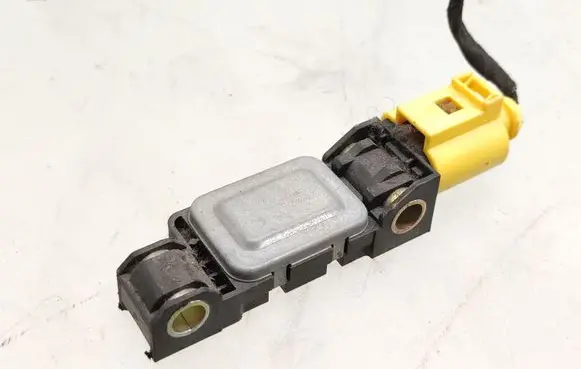 Audi A6 S6 C5 4B Airbag deployment crash/impact sensor 4B0959643C