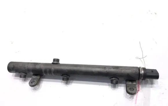Mercedes-Benz E W212 Fuel main line pipe A6420703095
