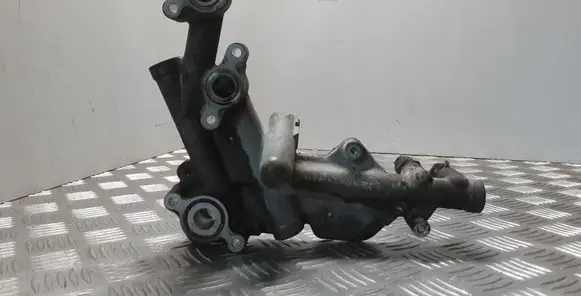 Toyota Avensis T250 Engine coolant pipe/hose