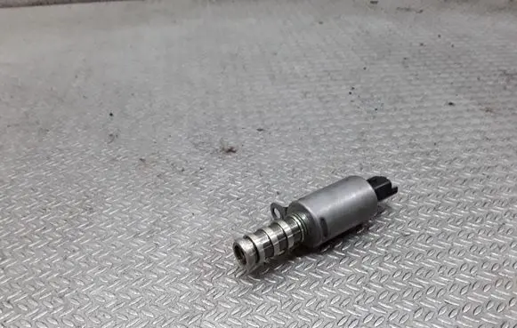 Peugeot 308 Camshaft vanos timing valve V75877608003