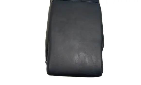 Hyundai Santa Fe Rear seat armrest 
