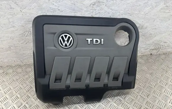 Volkswagen Tiguan Engine cover (trim) 03L103925R
