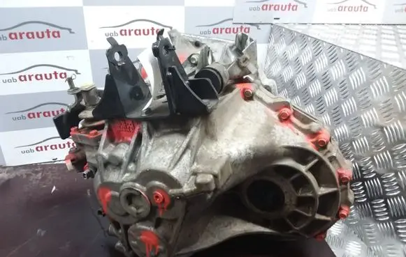 Manual 6 speed gearbox