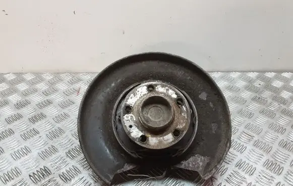 Volvo V70 Rear wheel hub