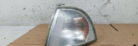 Skoda Octavia Mk1 (1U) Front indicator light 1U0953049 24617900
