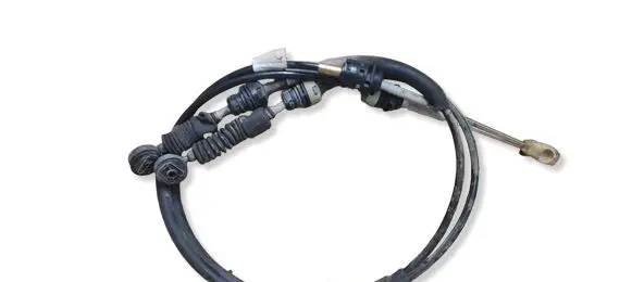 Volvo V70 Gear shift cable linkage 8689480