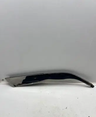 Peugeot 5008 II Rear side glass trim 9827008877