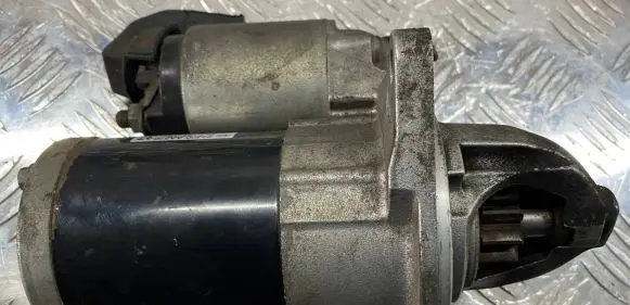 Subaru Outback Starter motor EJ253 23300AA570