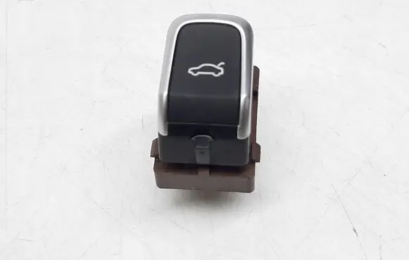 Audi A6 C7 Tailgate opening switch 4H0959831B