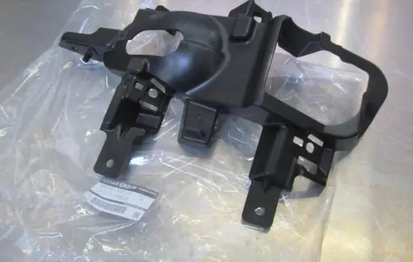 Nissan Qashqai Fog light bracket 26915HV01A