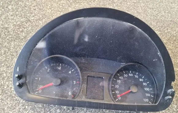 Mercedes-Benz Sprinter W906 Speedometer (instrument cluster)