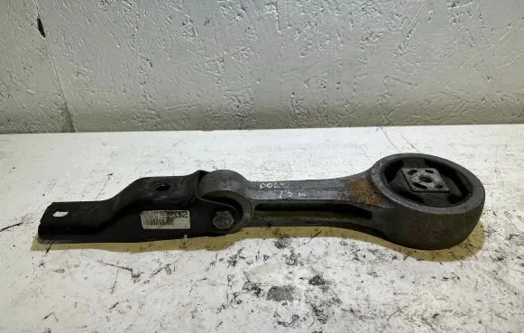 Volkswagen Polo V 6R Engine mount bracket 5Q0199851A 3318218