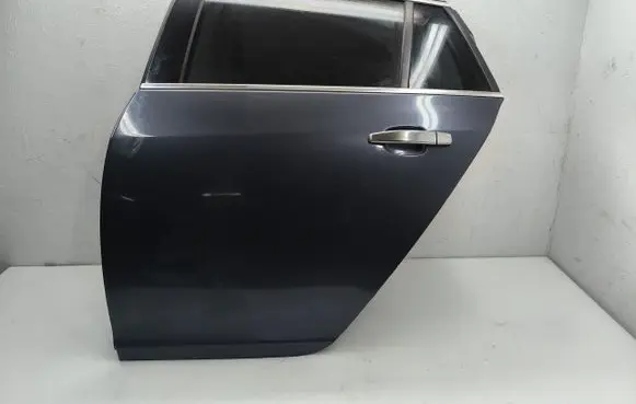 Opel Insignia A Rear door