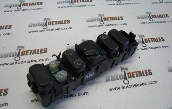 Mercedes-Benz A W168 Wing mirror switch A1688203610