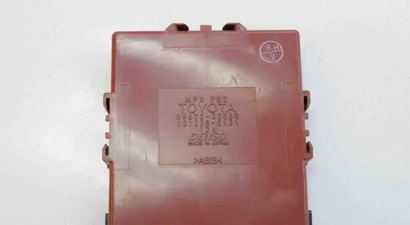Lexus GS 300 350 430 450H Other devices 1012380131 8967030050