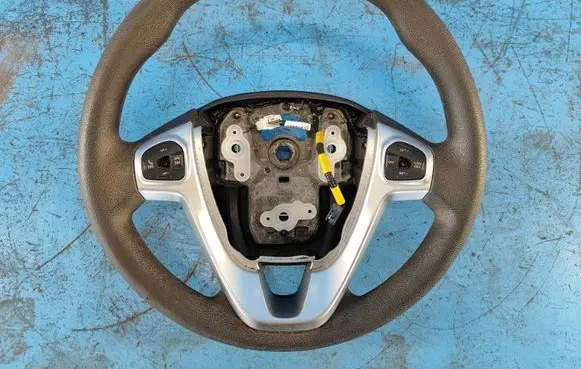 Ford Fiesta Steering wheel H2BZ3600BA
