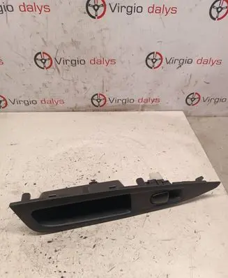 Nissan Qashqai Electric window control switch 829614EA0AX