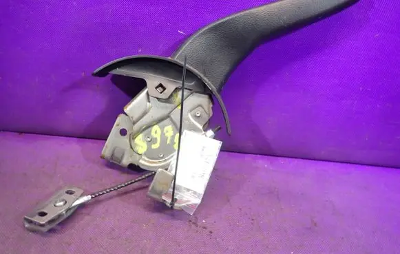 Nissan Versa Handbrake/parking brake lever assembly 19528H00