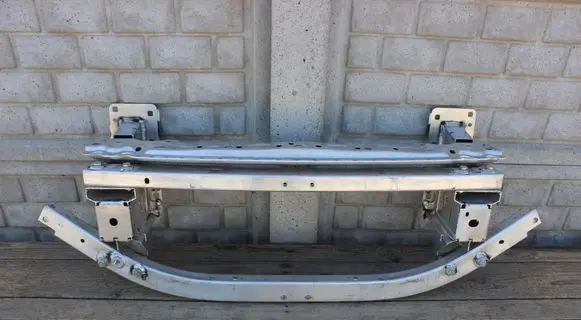 Maserati GranTurismo Radiator support slam panel 80001900