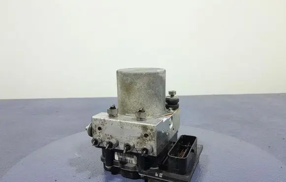 Peugeot 5008 ABS Pump 9664532880