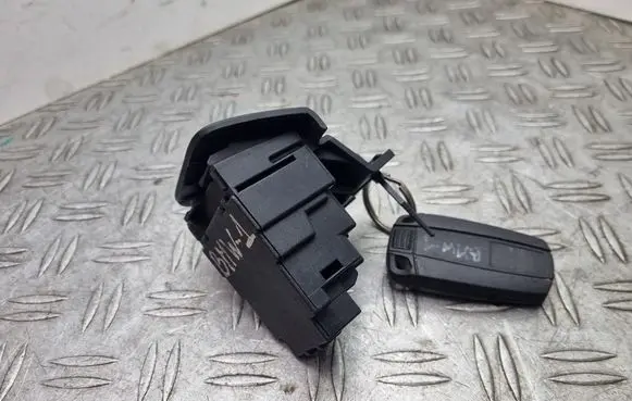 BMW 1 E81 E87 Ignition lock 6933709