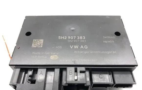 Audi Q3 F3 Tow bar trailer control unit/module 5H2907383