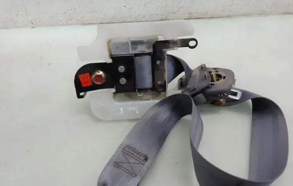 KIA Joice Third row seat belt 2504451