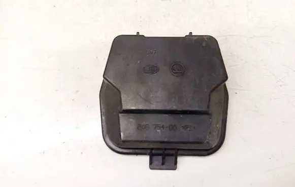 Skoda Superb B5 (3U) Headlight/headlamp dust cover 24675400