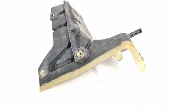 Peugeot 308 Other engine bay part 9802767880 3484