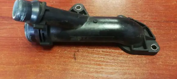 BMW 1 E81 E87 Engine coolant pipe/hose 7505055