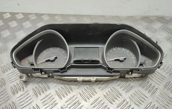 Peugeot 208 Speedometer (instrument cluster) 9813848780