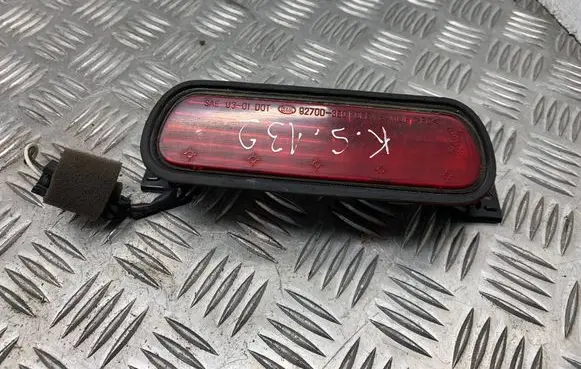KIA Sorento Third/center stoplight 927003E0