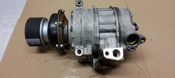Volkswagen Transporter - Caravelle T5 Air conditioning (A/C) compressor (pump) 890637 22BL8929