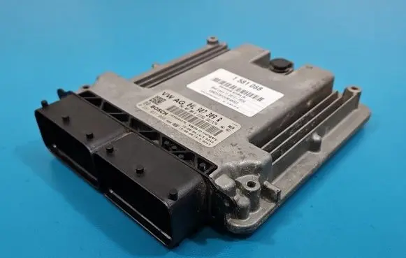 Seat Leon (5F) Engine control unit/module ECU 0281031066 IMPRK1581068