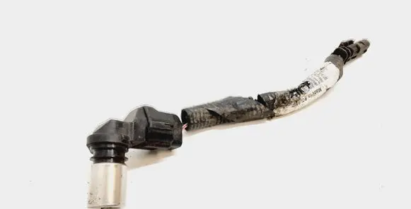 Volvo V70 Crankshaft position sensor 30713485
