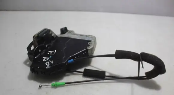 Lexus IS 220D-250-350 Front door lock