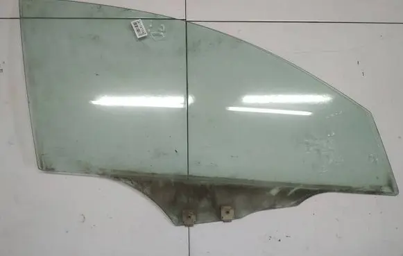 Mazda 3 I Front door window glass four-door as2