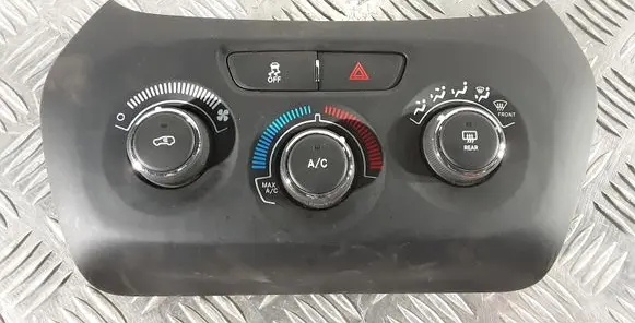 Jeep Cherokee Climate control unit 53294849