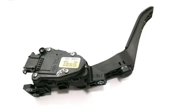 Audi Q7 4L Accelerator throttle pedal 7L0723507C