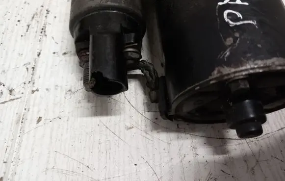 Volkswagen PASSAT B6 Starter motor 05022304504