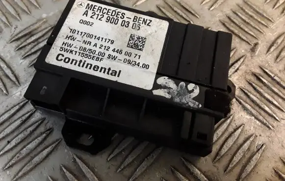 Mercedes-Benz E W212 Fuel injection pump control unit/module 2129000306 A2129000306