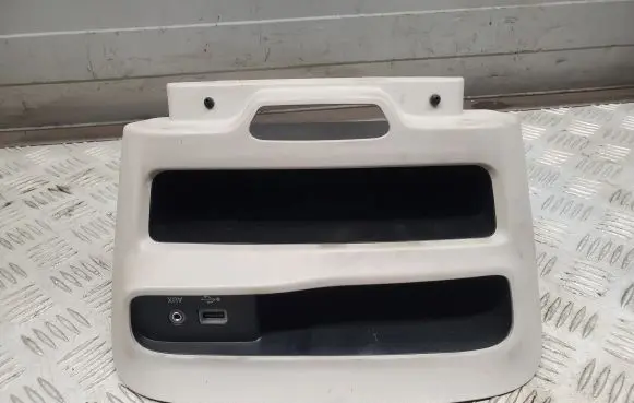 Chrysler Pacifica Dashboard storage box/compartment 6EM051D2AD 68229840AA