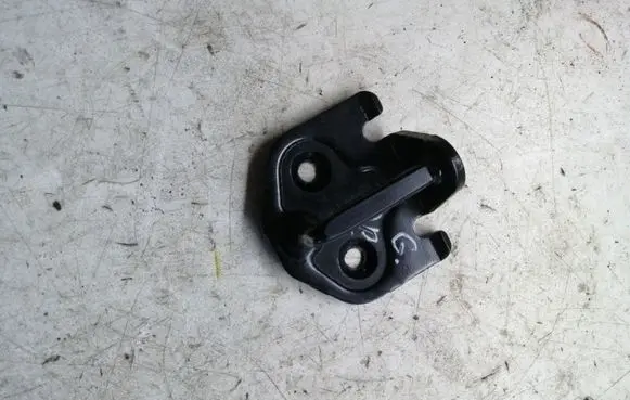Ford C-MAX I Rear door lock loop/hook striker 3M51R21982BF A0563