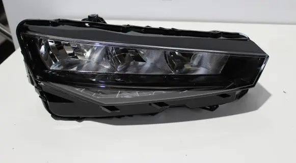 Skoda Scala Headlight/headlamp 655941016