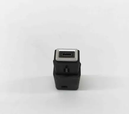 Peugeot 3008 III USB socket connector 9851608480 9831350680