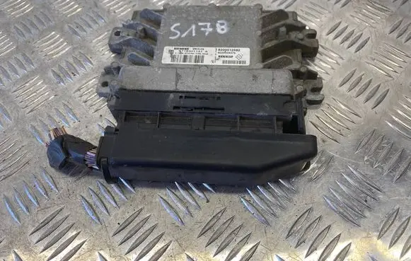 Renault Kangoo I Engine control unit/module S118301131A 8200512582 8200326375