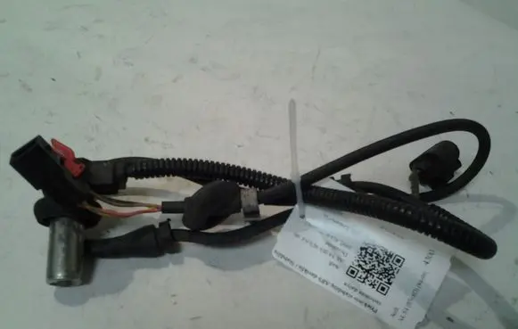 Audi A4 S4 B5 8D ABS brake wheel speed sensor 8D0927803D