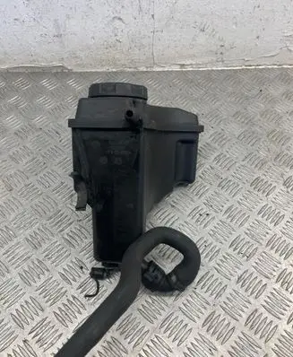 BMW 3 E90 E91 Coolant expansion tank/reservoir 7800291 7530079 10808611