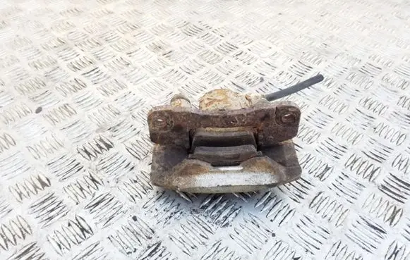 Mitsubishi Pajero Sport I Rear brake caliper