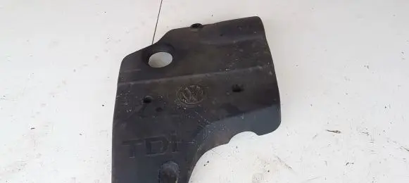 Volkswagen Golf III Engine cover (trim) 028103935c